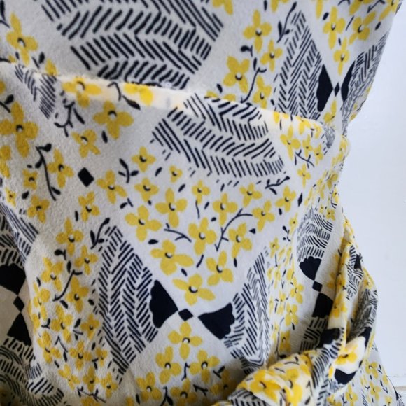 Vintage Cacharel cinched waist/empire waist fitted bows silk blouse/shirt Sz S - Picture 7 of 9